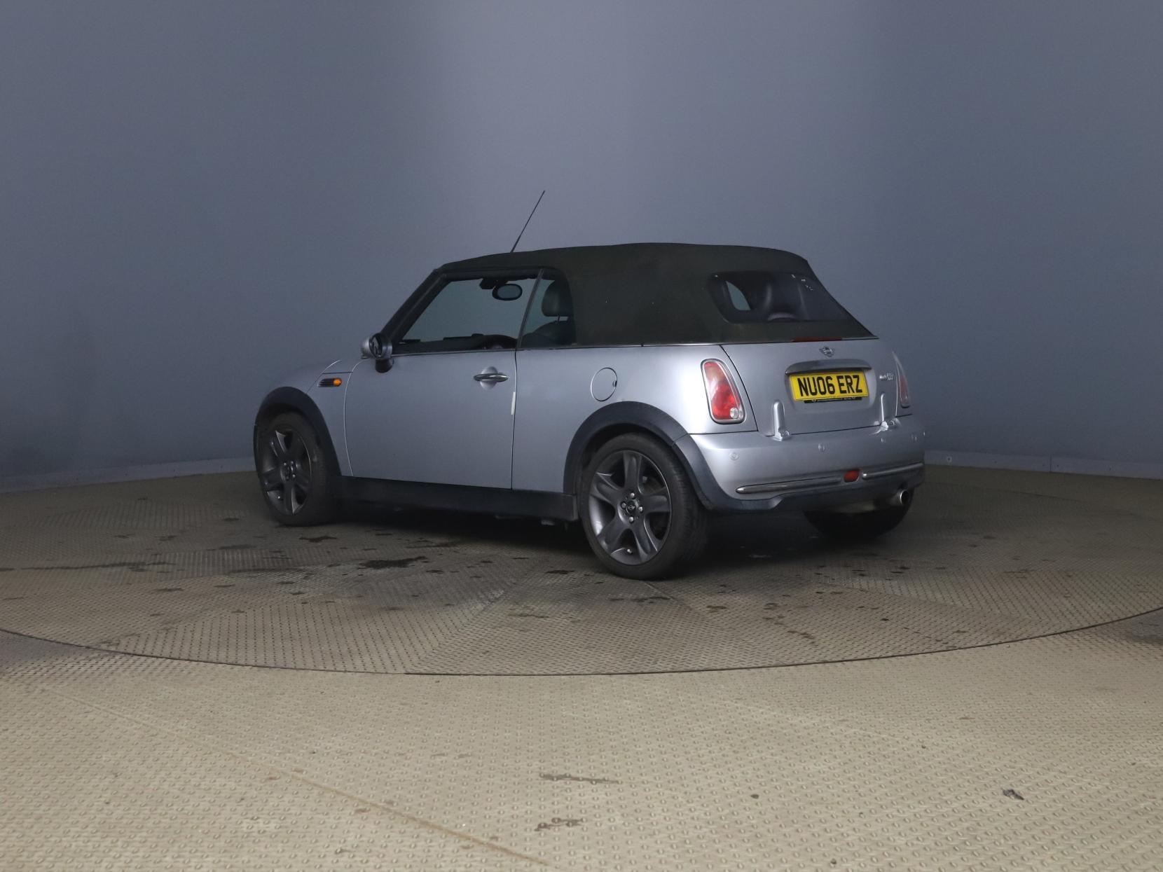 MINI Convertible 1.6 Cooper Convertible 2dr Petrol Manual Euro 4 (115 ps)