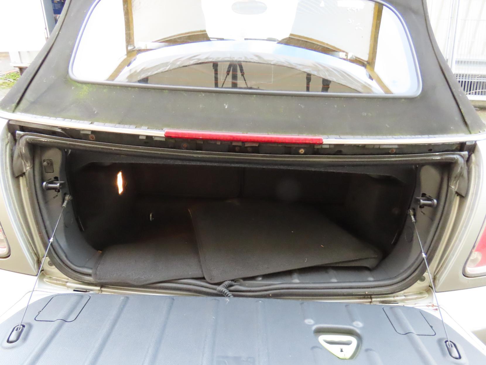 MINI Convertible 1.6 Cooper Convertible 2dr Petrol Manual Euro 4 (115 ps)