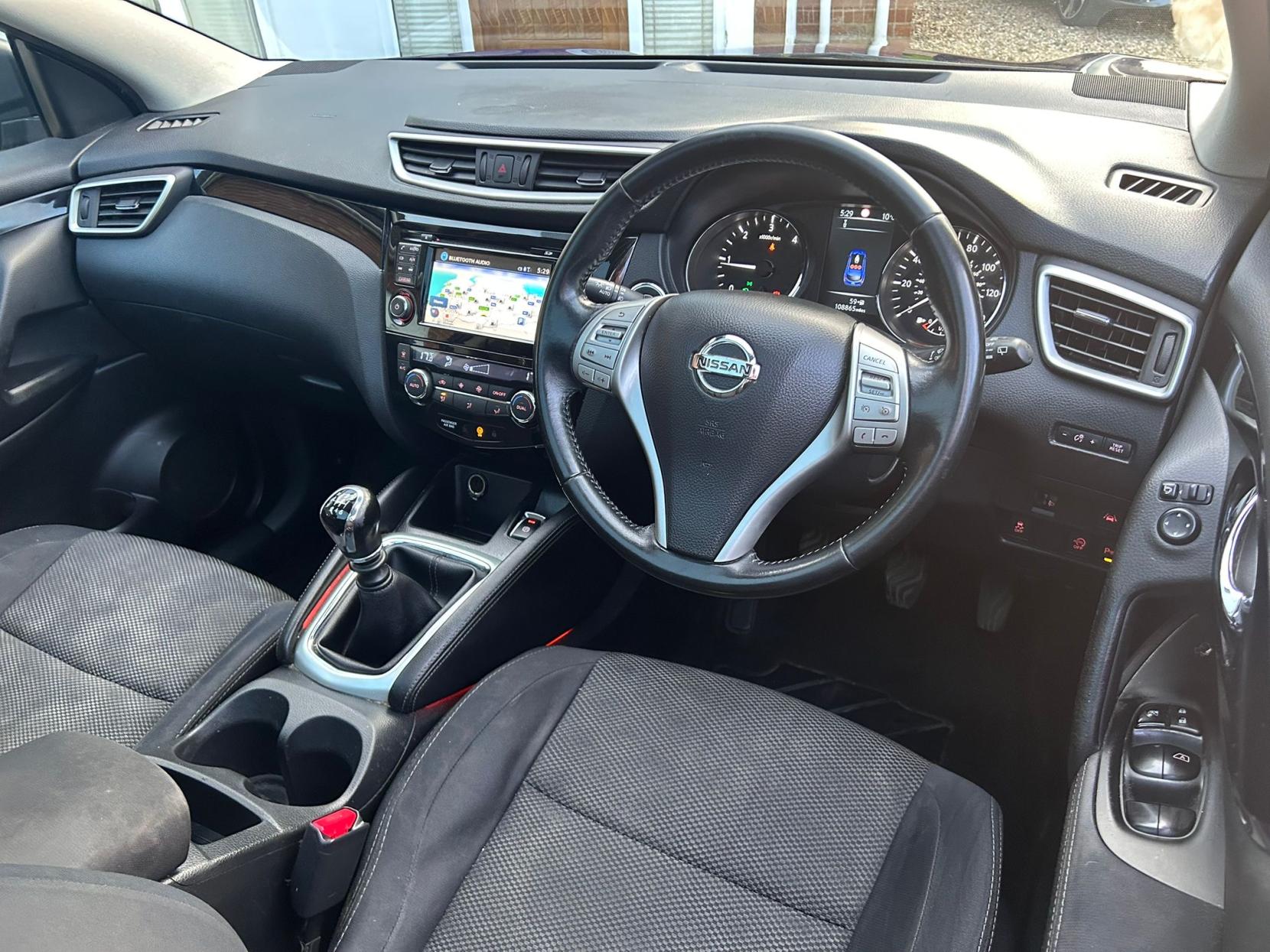 Nissan Qashqai 1.5 dCi n-tec+ SUV 5dr Diesel Manual 2WD Euro 6 (s/s) (110 ps)