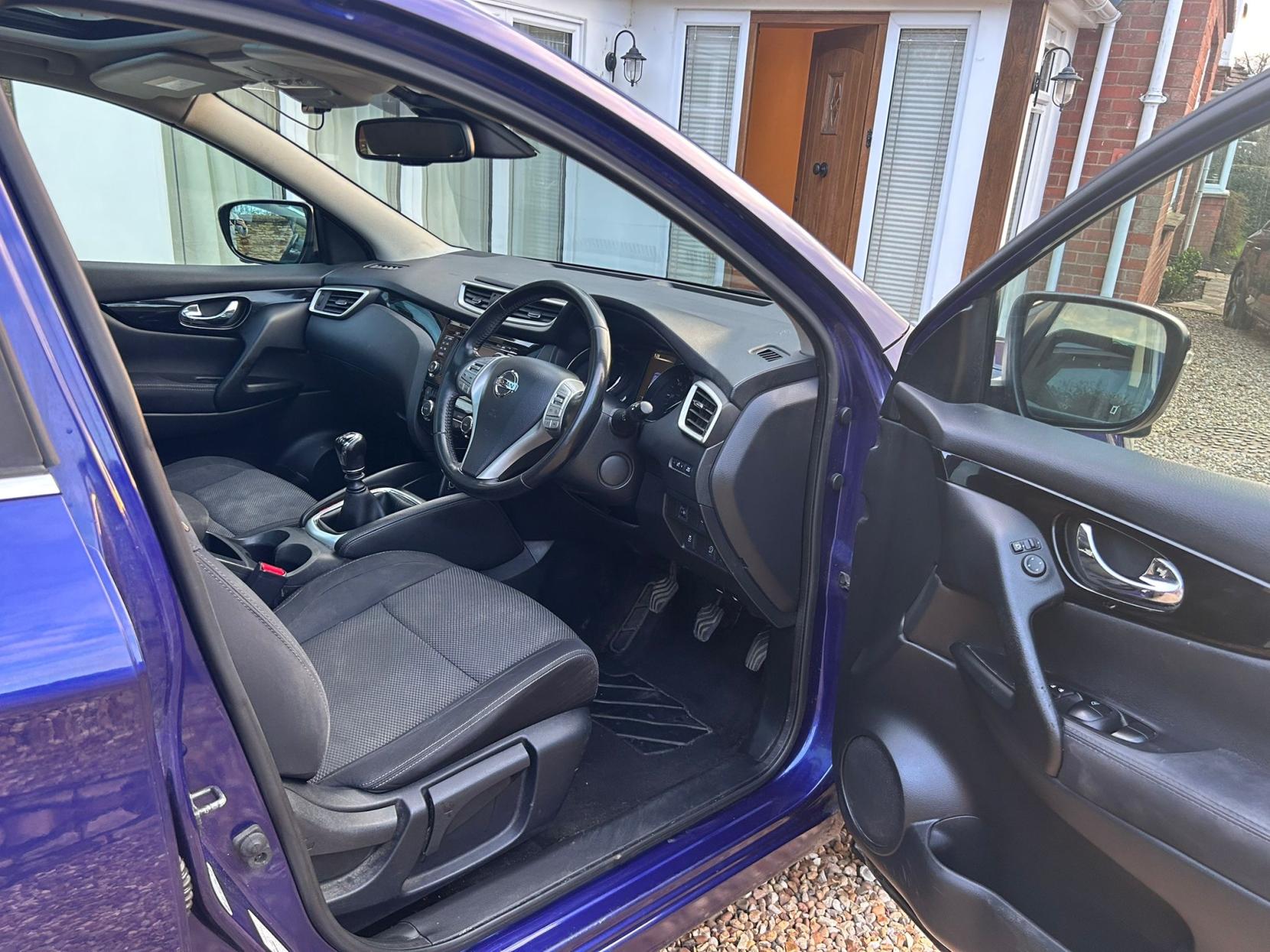 Nissan Qashqai 1.5 dCi n-tec+ SUV 5dr Diesel Manual 2WD Euro 6 (s/s) (110 ps)