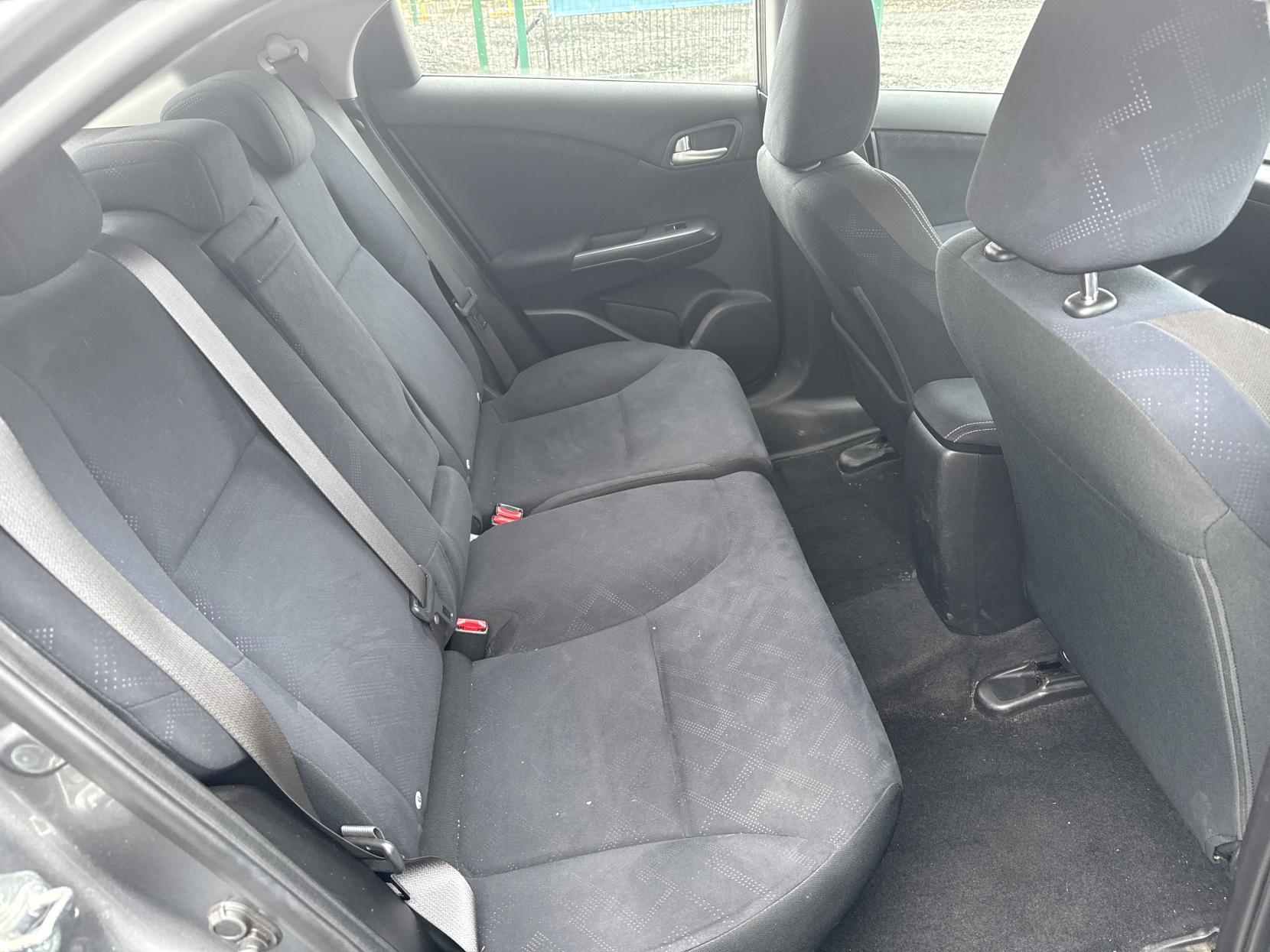 Honda Civic 1.6 i-DTEC SE Plus Hatchback 5dr Diesel Manual Euro 5 (s/s) (120 ps)