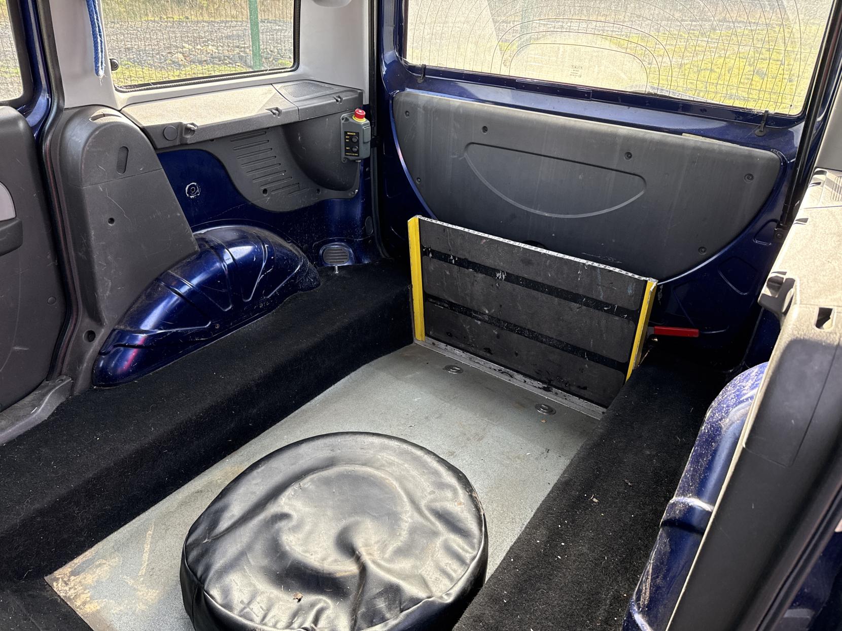 Fiat Doblo 1.4 Dynamic Estate 5dr Petrol Manual (174 g/km, 77 bhp)