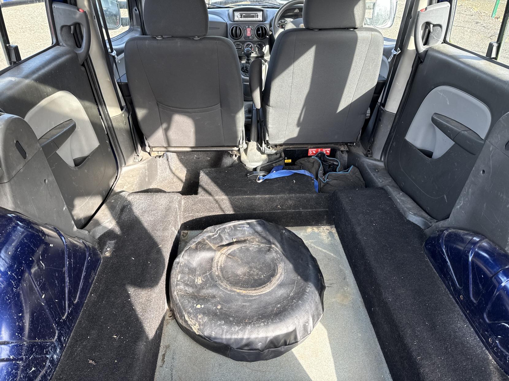 Fiat Doblo 1.4 Dynamic Estate 5dr Petrol Manual (174 g/km, 77 bhp)