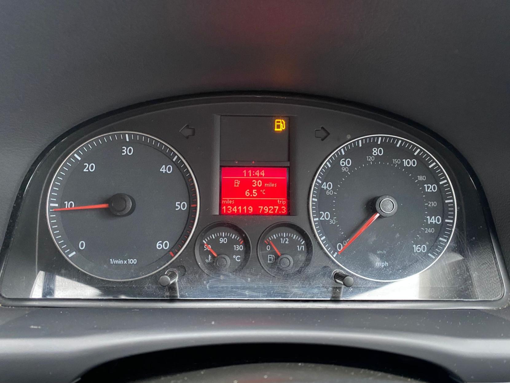 Volkswagen Touran 1.9 TDI SE MPV 5dr Diesel Manual (7 Seats) (156 g/km, 103 bhp)