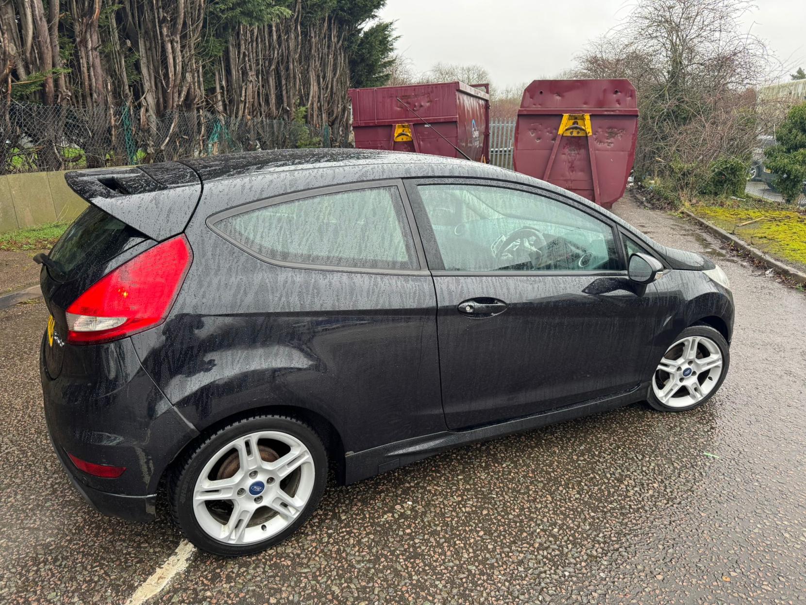Ford Fiesta 1.6 TD Zetec S Hatchback 3dr Diesel Manual (107 g/km, 94 bhp)