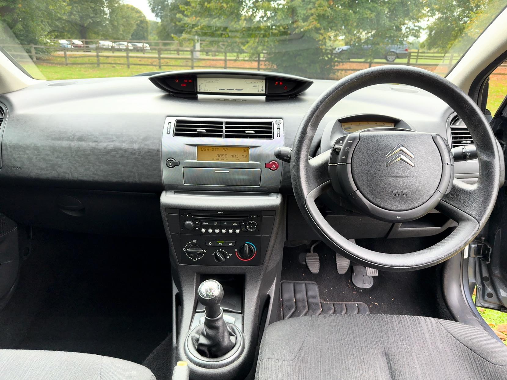 Citroen C4 1.6 HDi Cachet Hatchback 5dr Diesel Manual (120 g/km, 92 bhp)