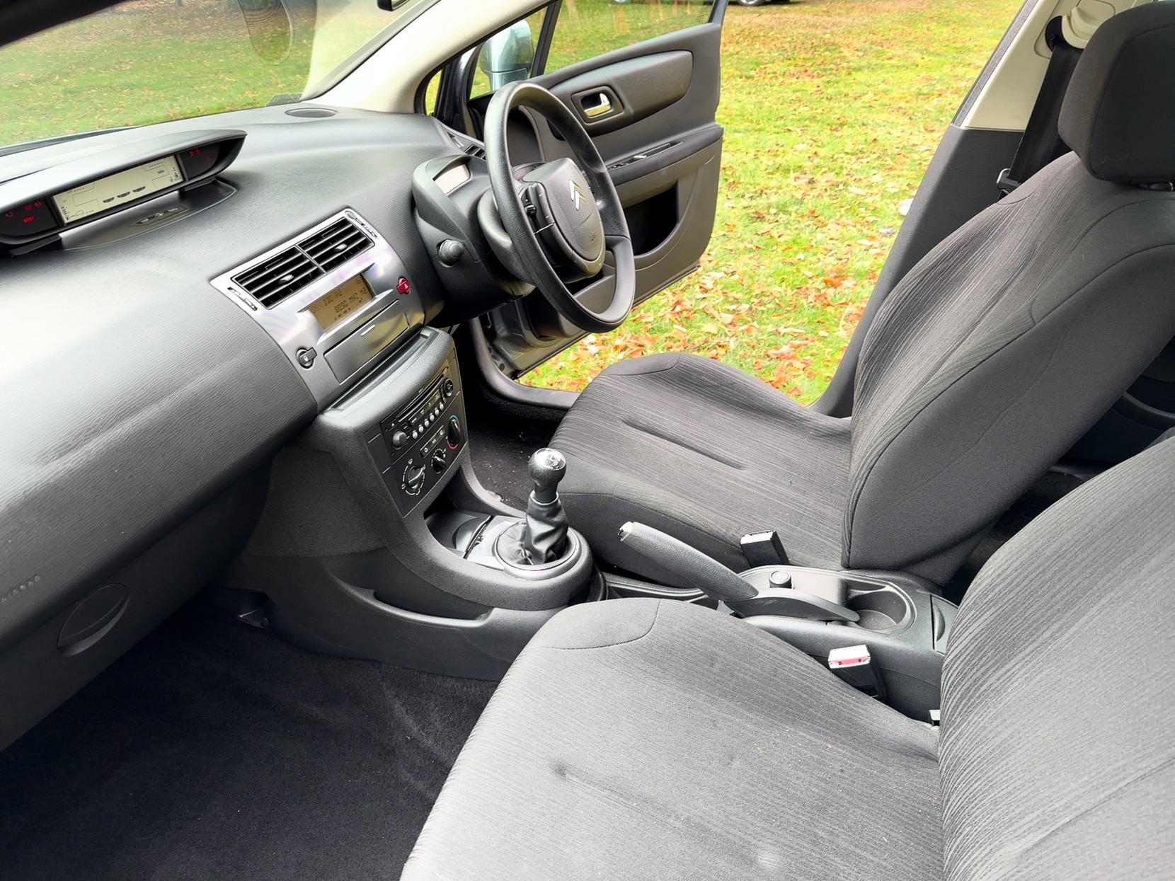 Citroen C4 1.6 HDi Cachet Hatchback 5dr Diesel Manual (120 g/km, 92 bhp)