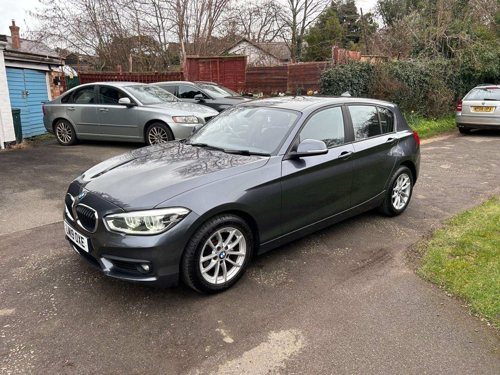 BMW 1 Series 1.5 116d SE Business Hatchback 5dr Diesel Manual Euro 6 (s/s) (116 ps)