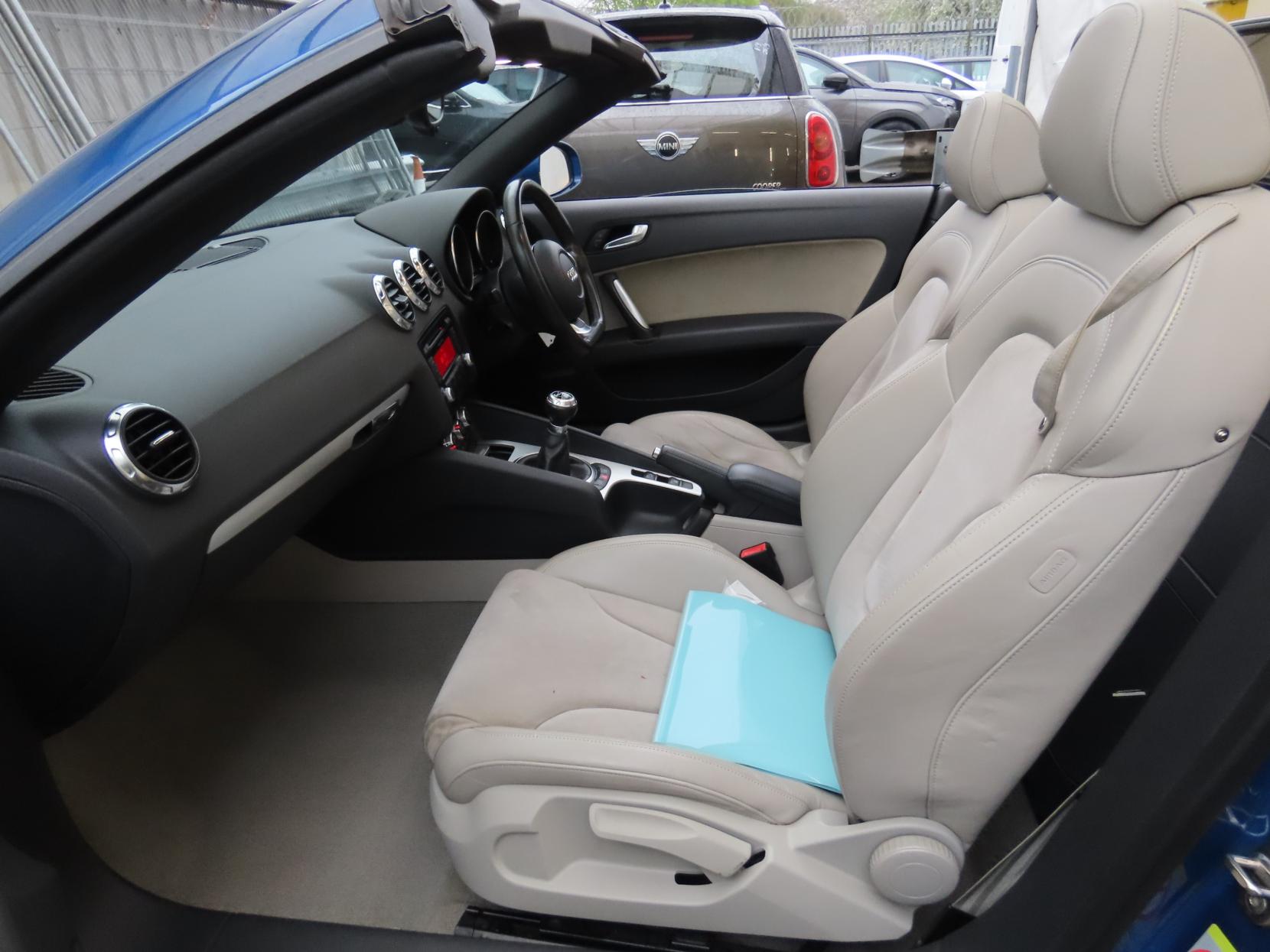 Audi TT 1.8 TFSI Roadster 2dr Petrol Manual Euro 5 (160 ps)