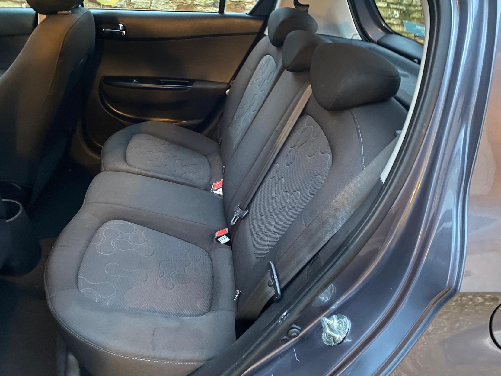 Hyundai i20 1.2 Comfort Hatchback 5dr Petrol Manual Euro 5 (77 bhp)