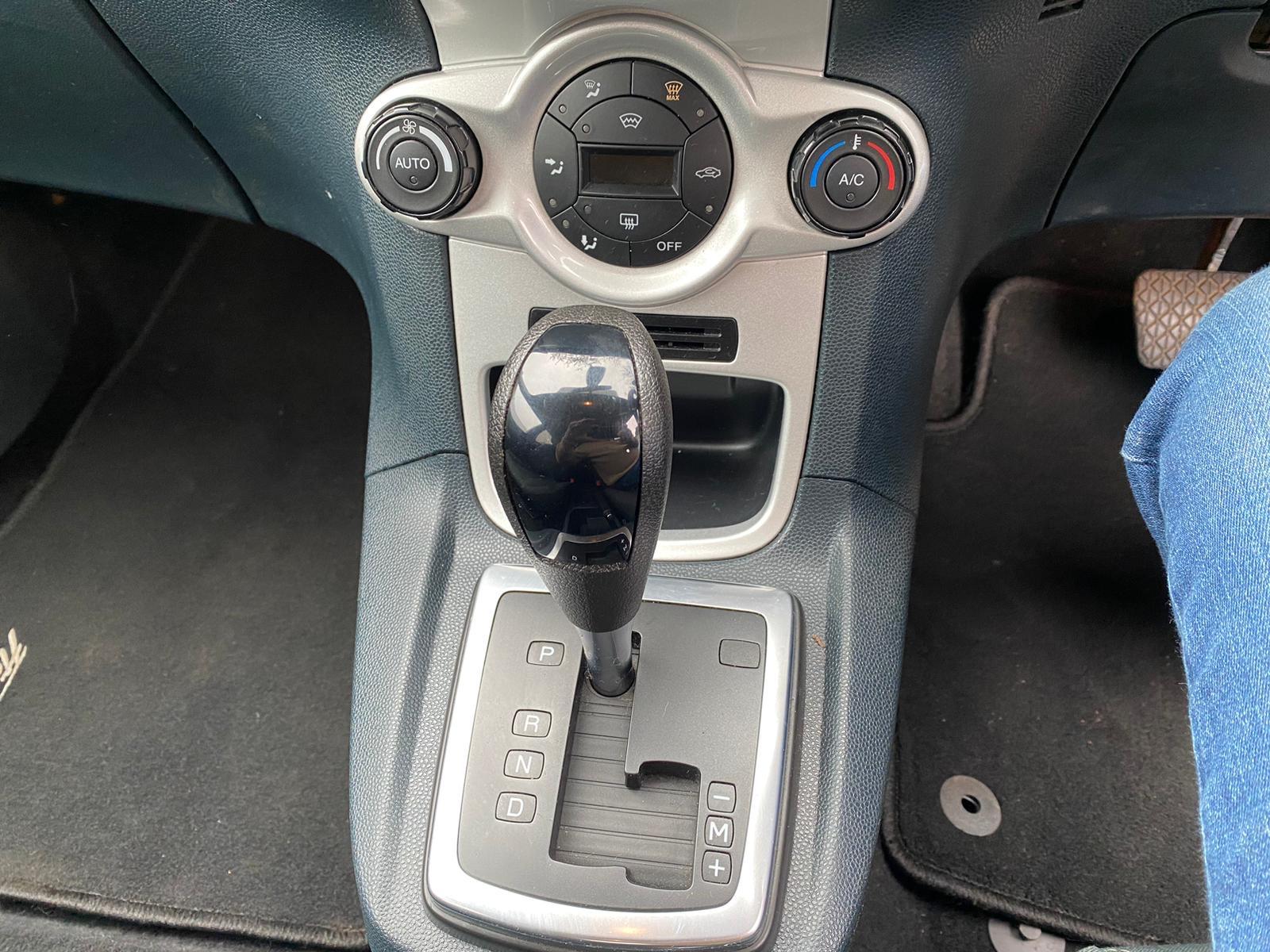 Ford Fiesta 1.4 Titanium Hatchback 5dr Petrol Automatic (154 g/km, 94 bhp)