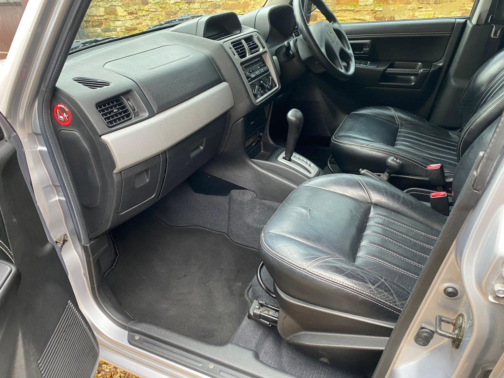 Mitsubishi Shogun Pinin 2.0 GDi Elegance SUV 5dr Petrol Automatic (237 g/km, 127 bhp)