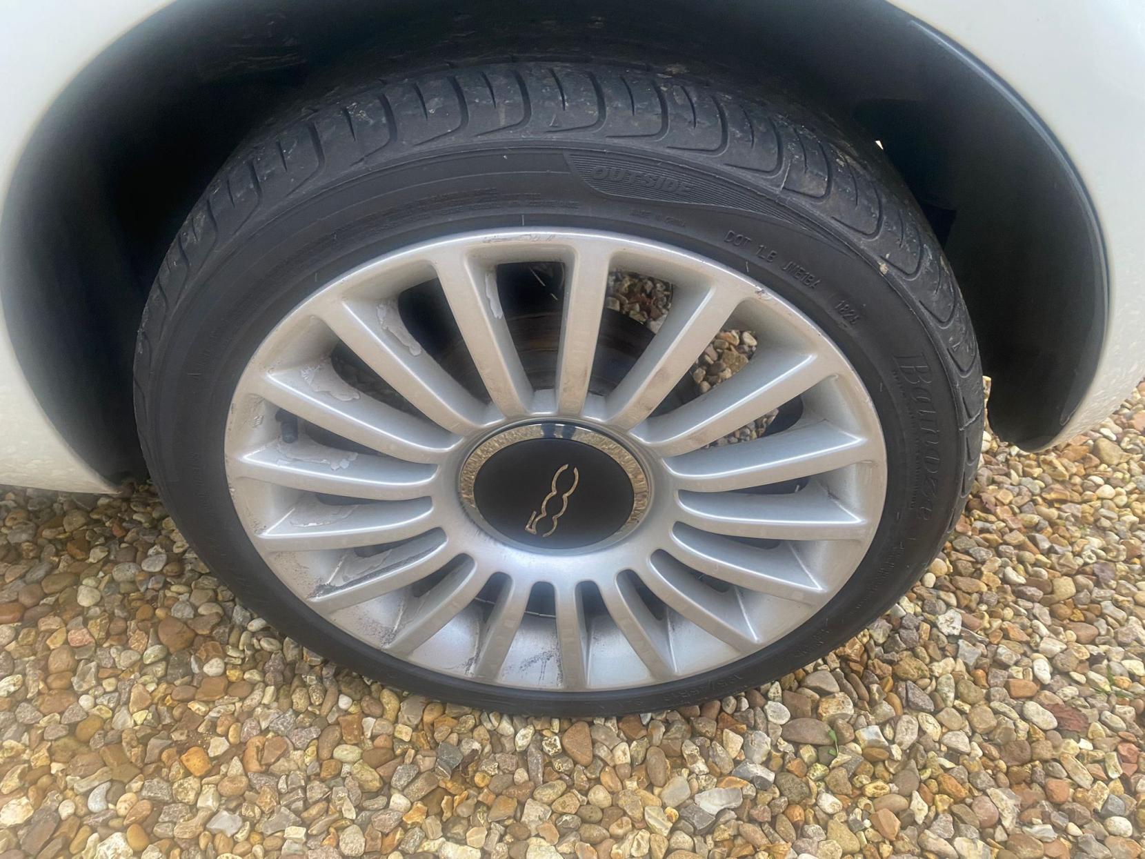 Fiat 500C 1.2 Lounge Convertible 2dr Petrol Manual Euro 5 (69 bhp)