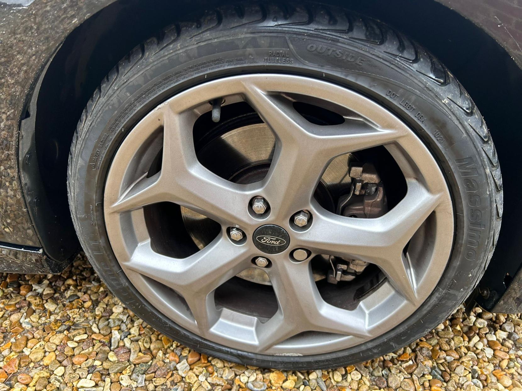 Ford Focus 2.0 TDCi ST-1 Hatchback 5dr Diesel Manual Euro 6 (s/s) (185 ps)