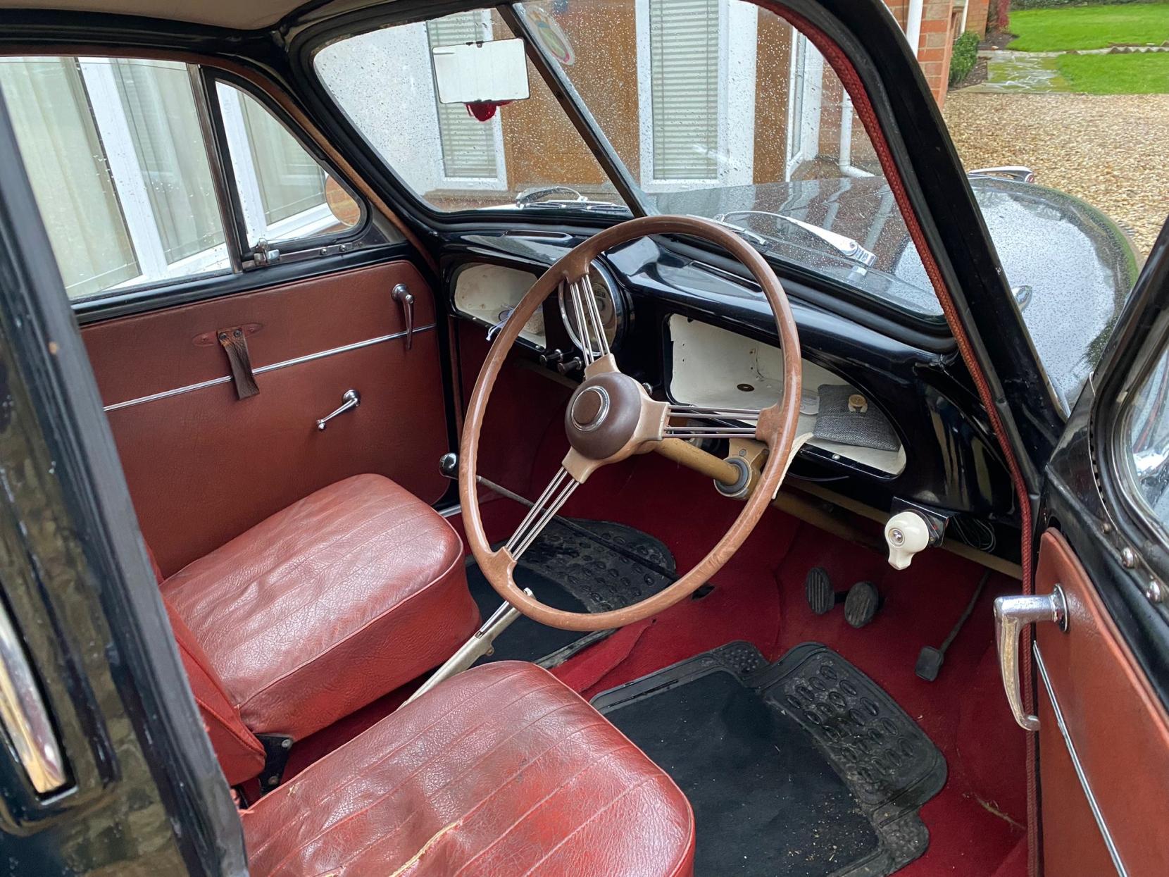 Morris Minor 1955 Morris Minor Split Screen Saloon