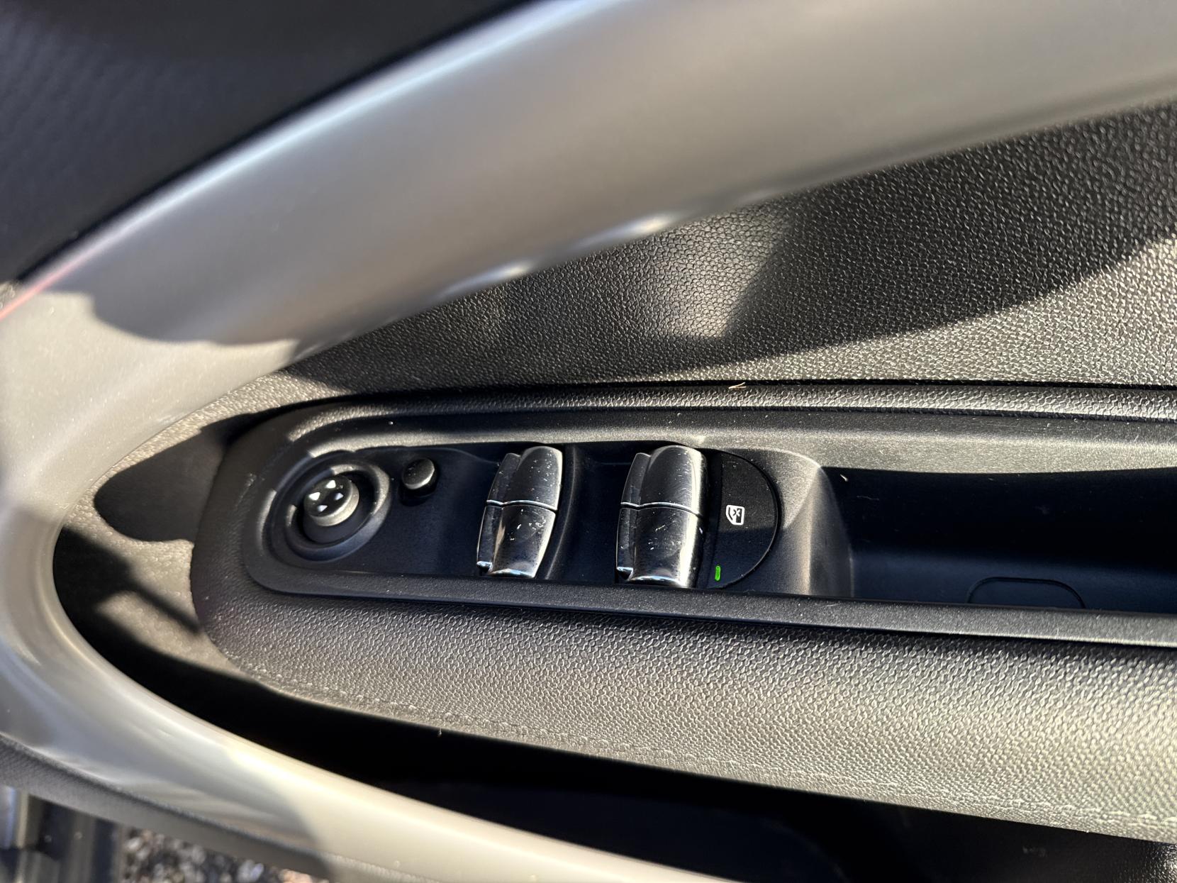 MINI Countryman 1.6 Cooper SUV 5dr Petrol Manual Euro 6 (s/s) (122 ps)