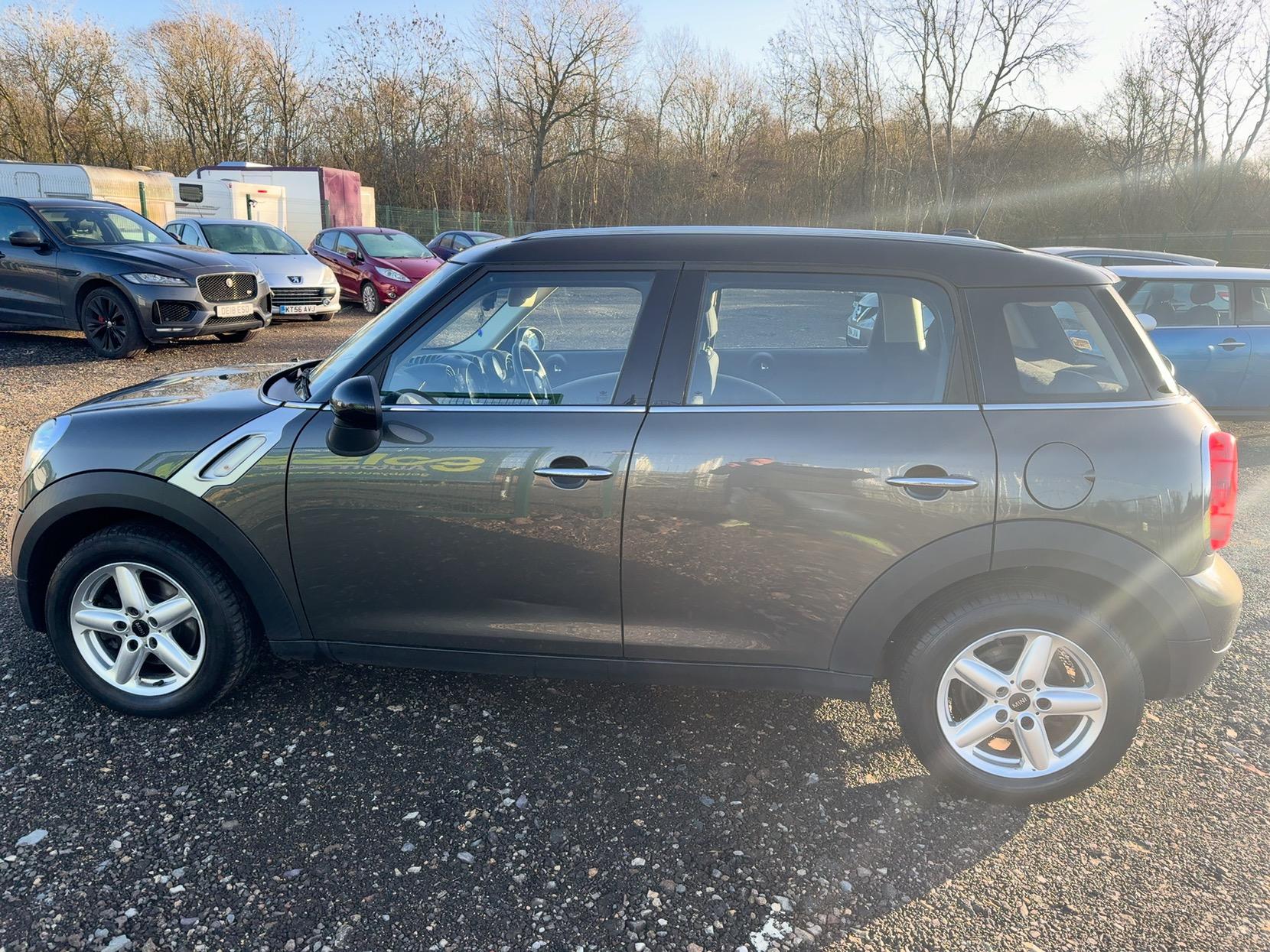 MINI Countryman 1.6 Cooper SUV 5dr Petrol Manual Euro 6 (s/s) (122 ps)