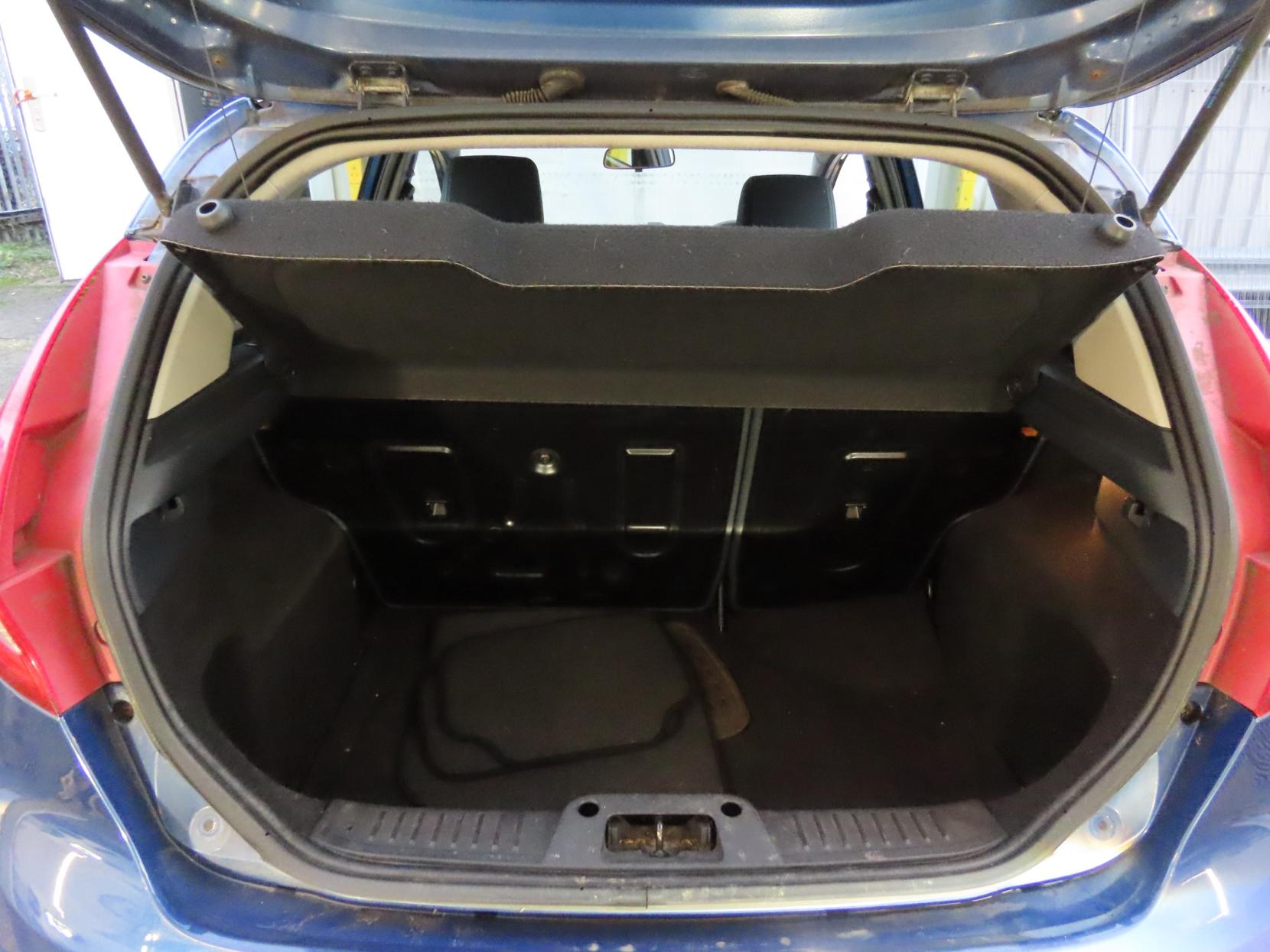 Ford Fiesta 1.4 Zetec Hatchback 5dr Petrol Manual (133 g/km, 94 bhp)