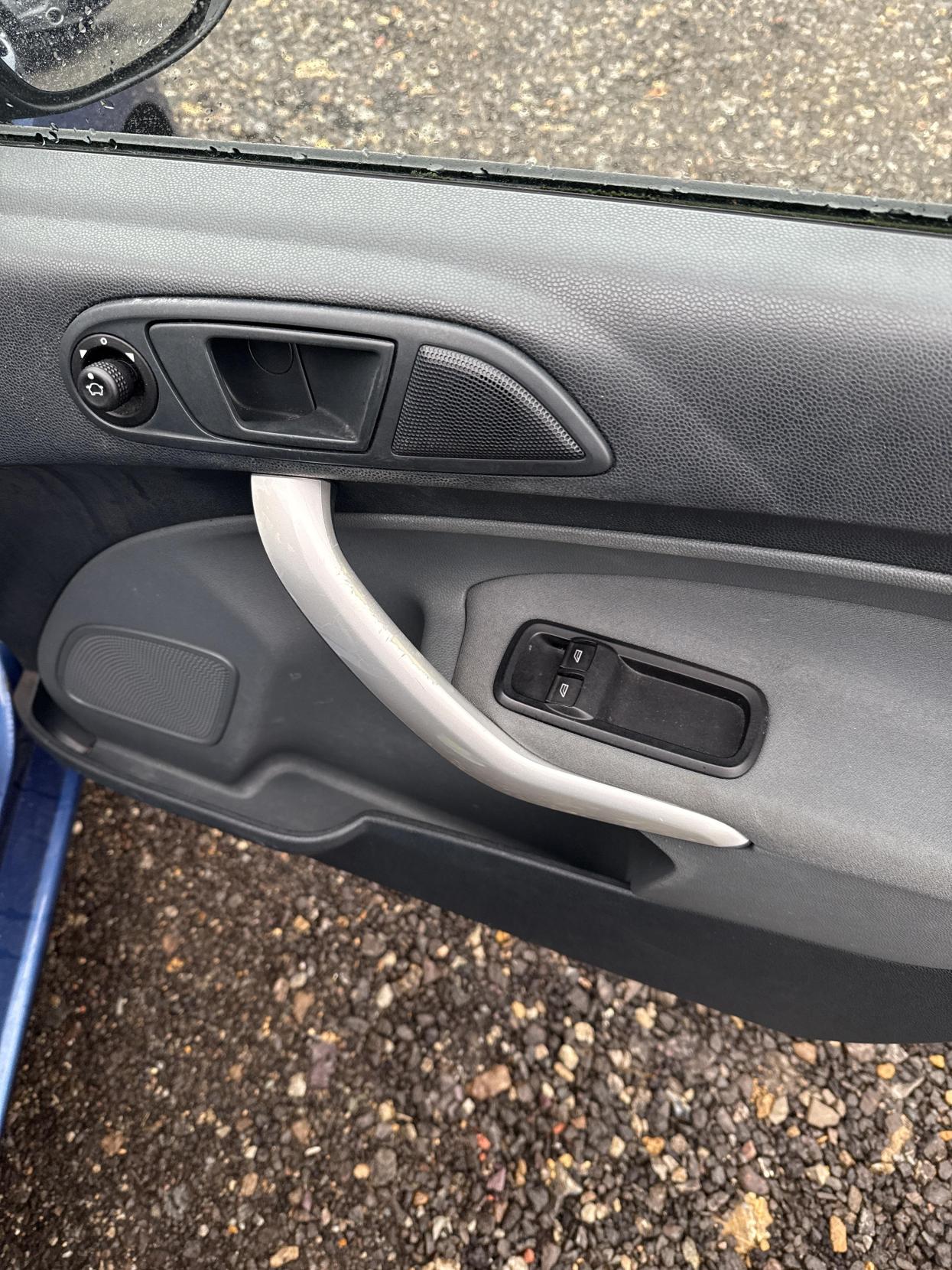 Ford Fiesta 1.4 Zetec Hatchback 5dr Petrol Manual (133 g/km, 94 bhp)