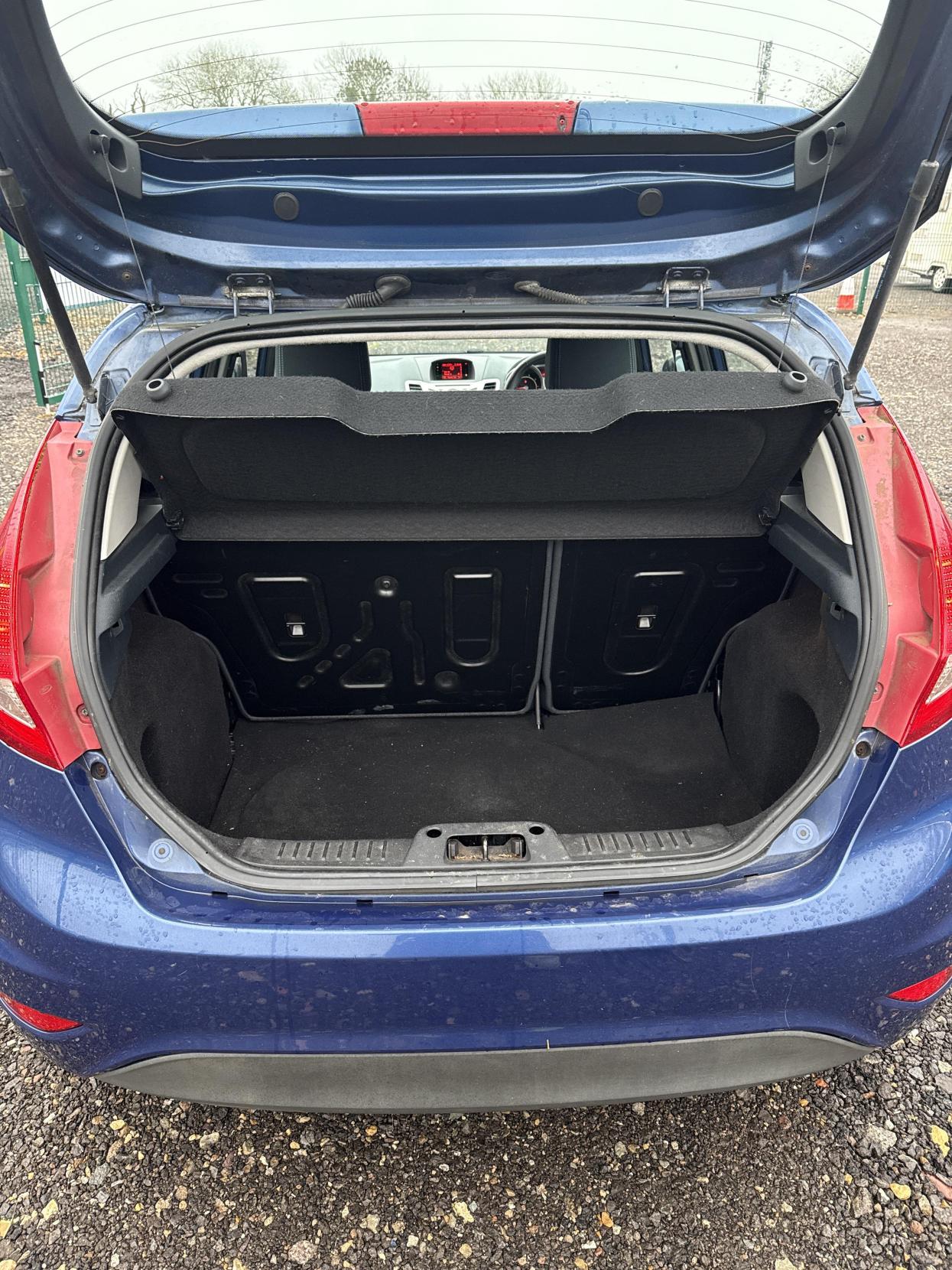 Ford Fiesta 1.4 Zetec Hatchback 5dr Petrol Manual (133 g/km, 94 bhp)