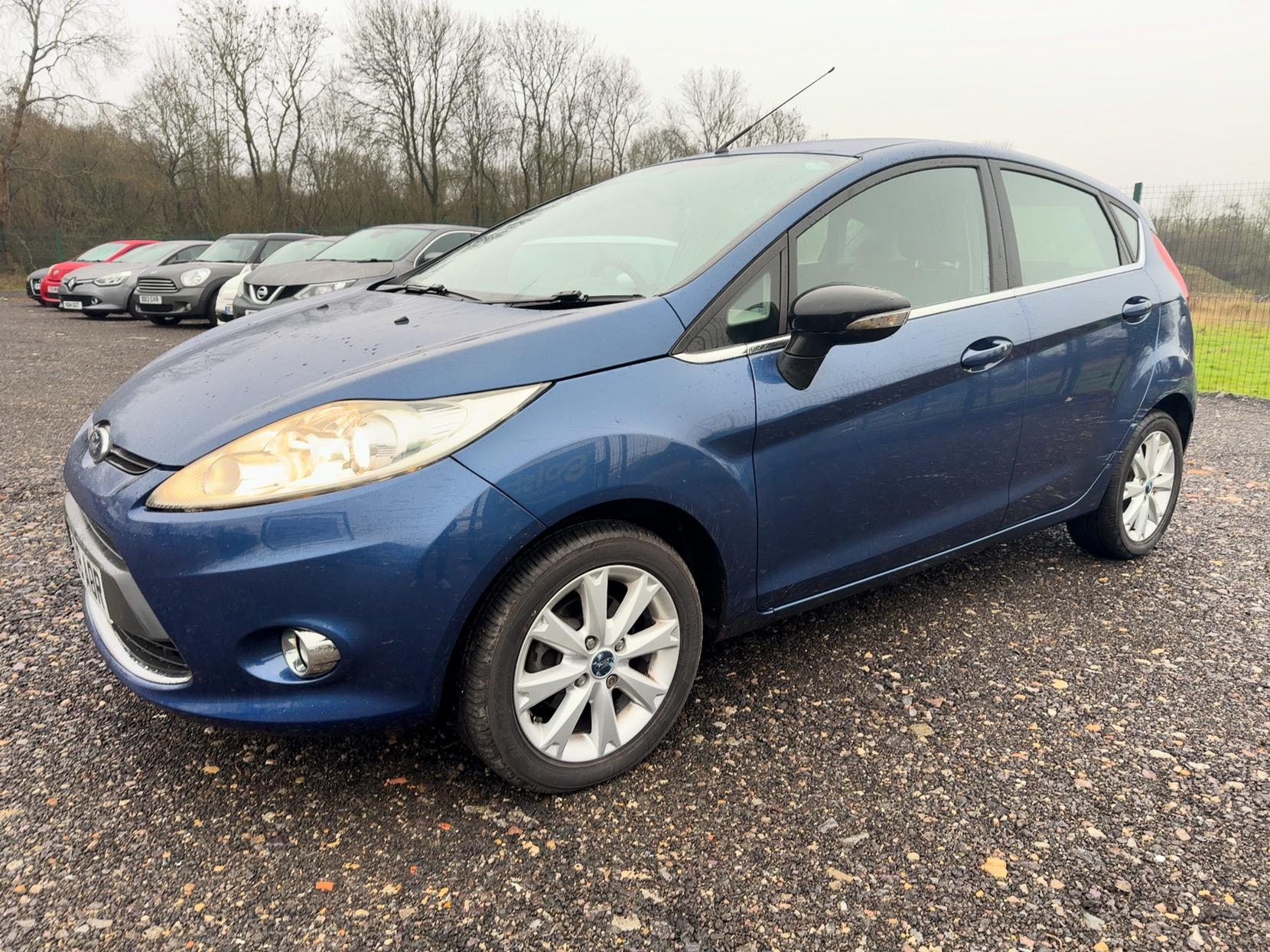 Ford Fiesta 1.4 Zetec Hatchback 5dr Petrol Manual (133 g/km, 94 bhp)
