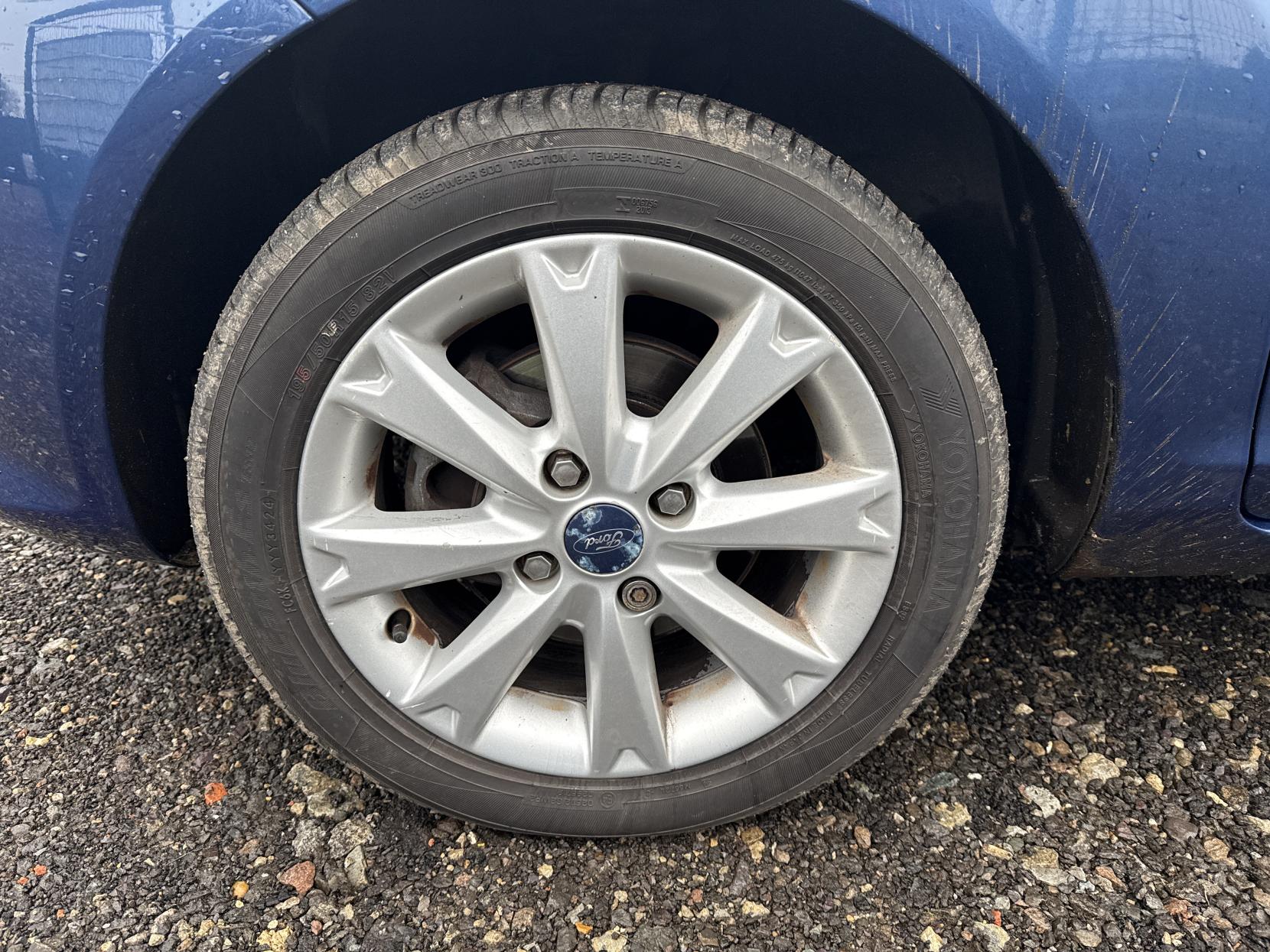 Ford Fiesta 1.4 Zetec Hatchback 5dr Petrol Manual (133 g/km, 94 bhp)