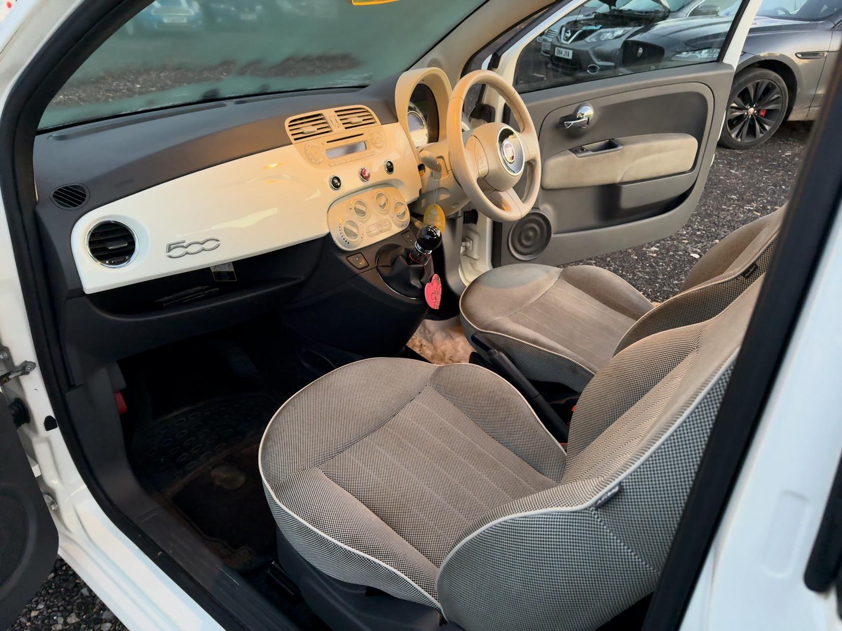 Fiat 500 1.2 Lounge Hatchback 3dr Petrol Manual Euro 5 (s/s) (69 bhp)