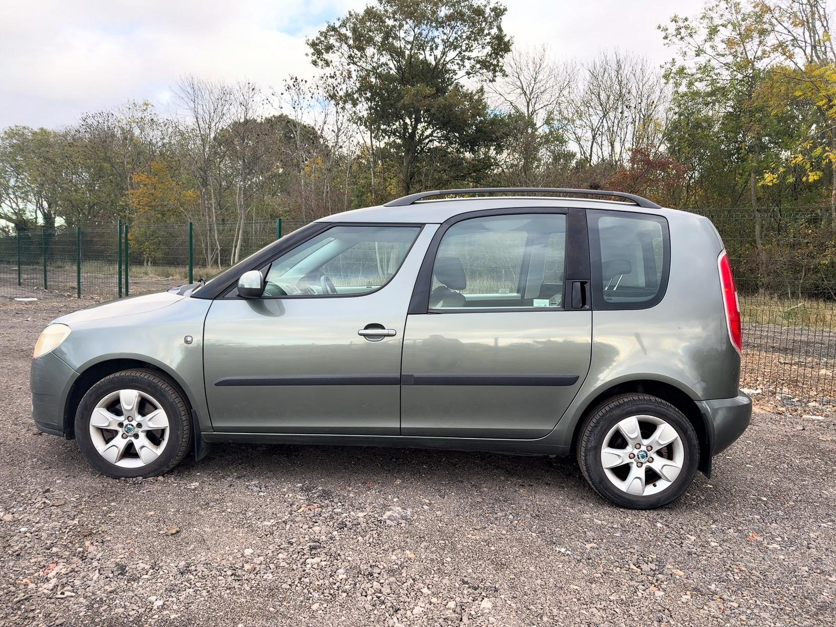 Skoda Roomster 1.9 TDI Pure Drive 2 MPV 5dr Diesel Manual (139 g/km, 105 bhp)