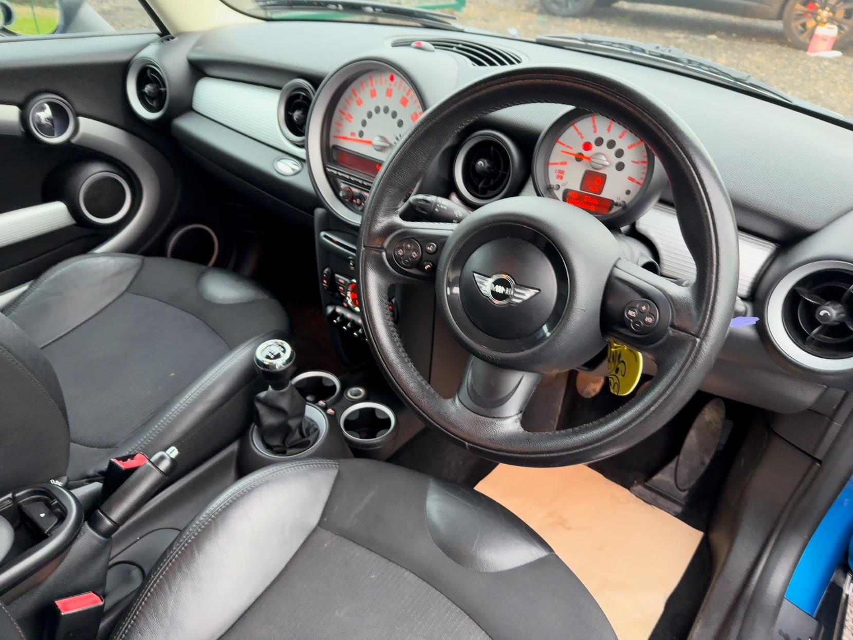 MINI Hatch 1.6 Cooper Pimlico Hatchback 3dr Petrol Manual Euro 5 (s/s) (122 ps)