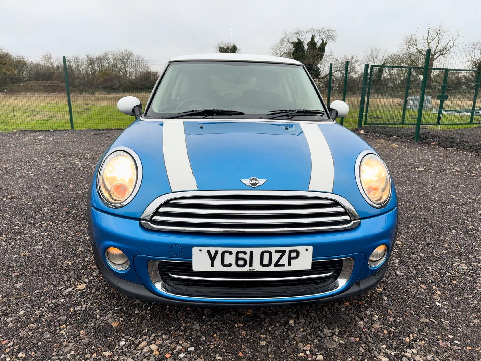 MINI Hatch 1.6 Cooper Pimlico Hatchback 3dr Petrol Manual Euro 5 (s/s) (122 ps)