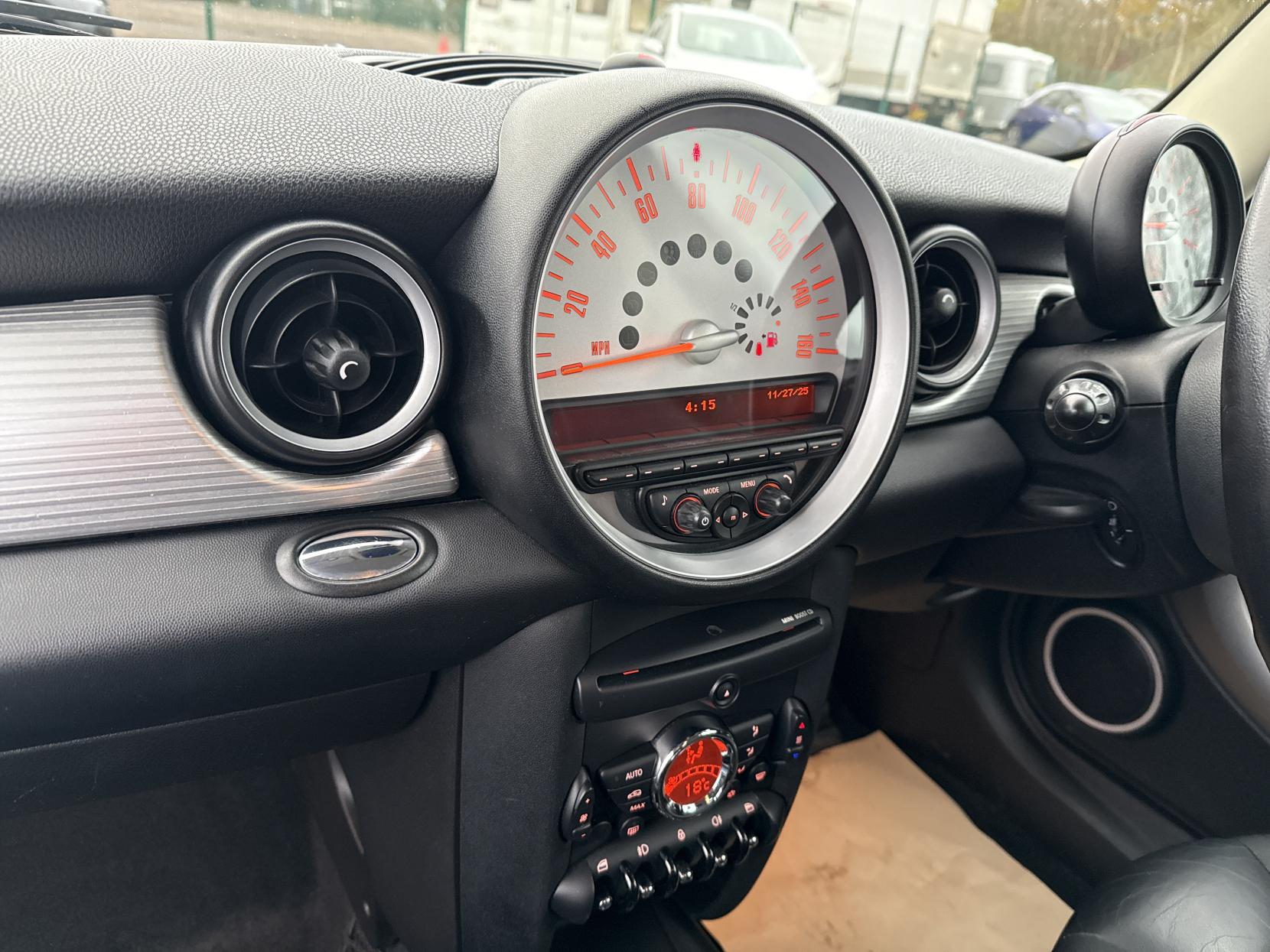 MINI Hatch 1.6 Cooper Pimlico Hatchback 3dr Petrol Manual Euro 5 (s/s) (122 ps)